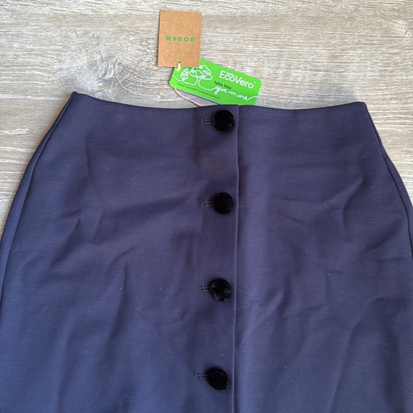 NEW Boden Buttoned Ponte Mini Skirt Navy 6 - Picture 6 of 11